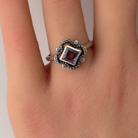 Vintage Avon 925 Silver Genuine Amethyst Ring - Picture 9 of 11